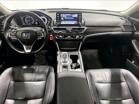 Used 2019 Honda Accord Touring image 7