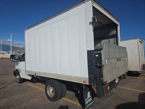 Used 2009 Chevrolet Express 3500 image 5