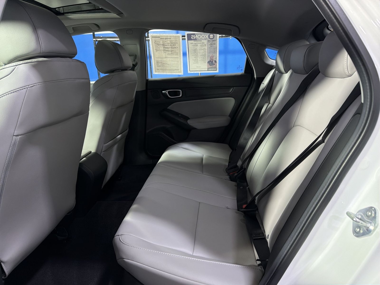 Used 2025 Acura Integra FWD image 28