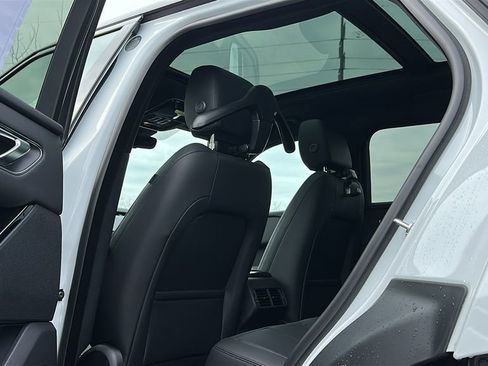 New 2026 Land Rover Range Rover Velar S image 21