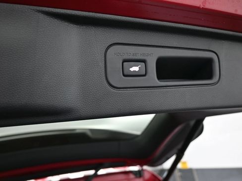 Used 2025 Honda Pilot Touring image 50