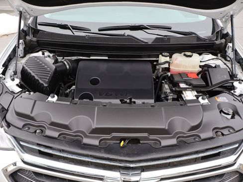 Used 2020 Chevrolet Traverse LT image 48