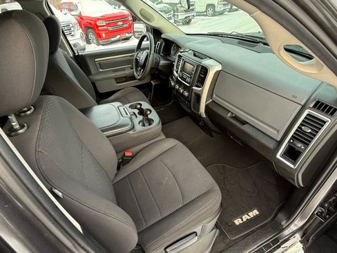 Used 2019 RAM 1500 Classic Warlock image 37