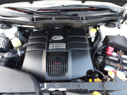 Used 2009 Subaru Tribeca Limited image 17