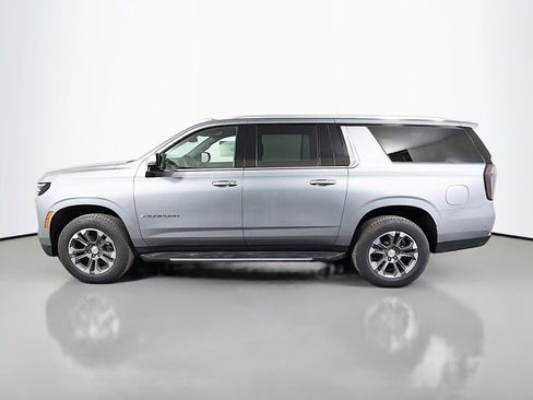 New 2026 Chevrolet Suburban LT w/ Comfort Package AWD/4WD image 8