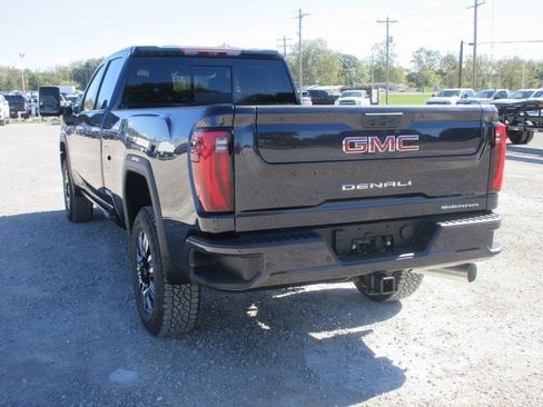 New 2026 GMC Sierra 3500 Denali w/ Denali Reserve Package image 9