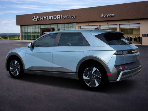 New 2026 Hyundai Ioniq 5 SE RWD image 4