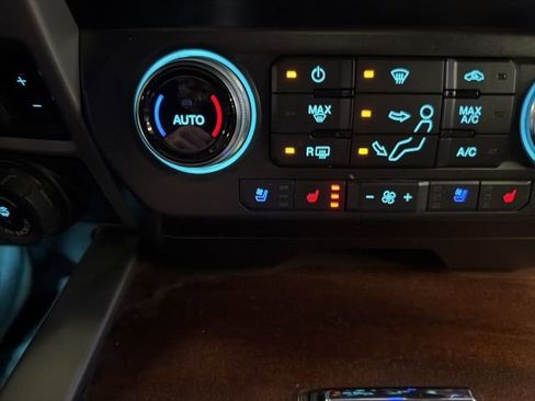 Certified 2021 Ford F250 King Ranch image 39