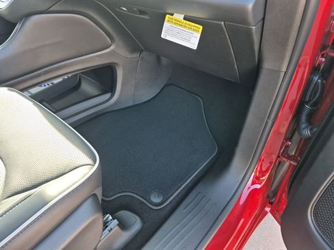 New 2025 Chrysler Pacifica Limited w/ Trailer Tow Group image 29