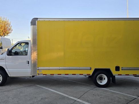 Used 2024 Ford E-350 and Econoline 350 Super Duty w/ Driver's Safety Package image 7