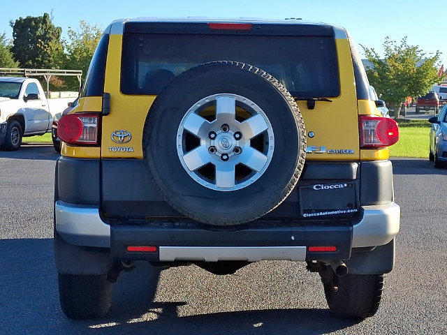 Used 2007 Toyota FJ Cruiser 2WD image 7