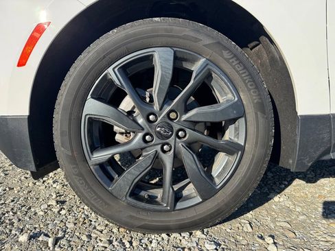 Used 2023 Chevrolet Equinox RS w/ LPO, Floor Liner Package image 16