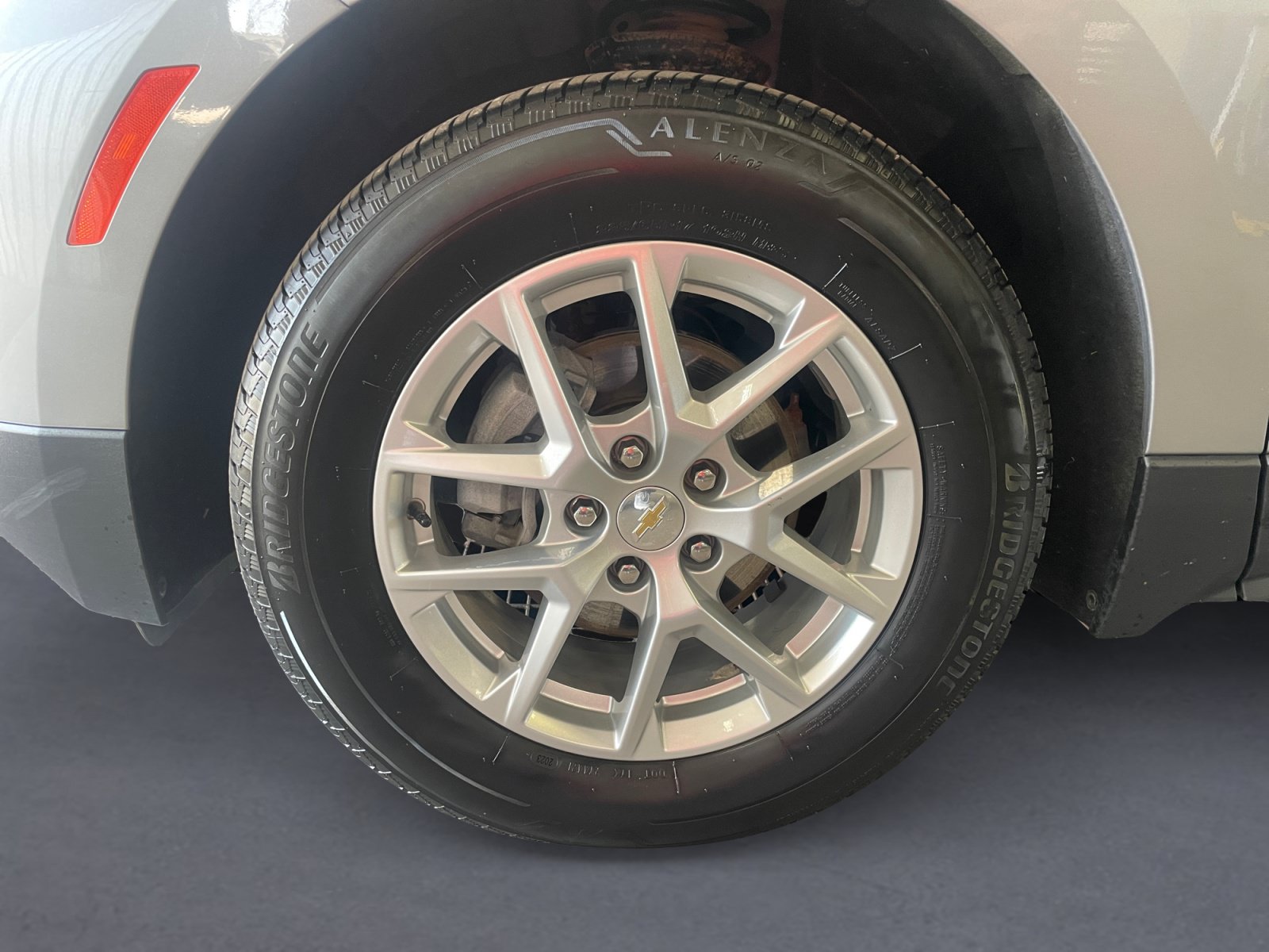 Used 2024 Chevrolet Equinox LS w/ LS Convenience Package AWD/4WD image 14