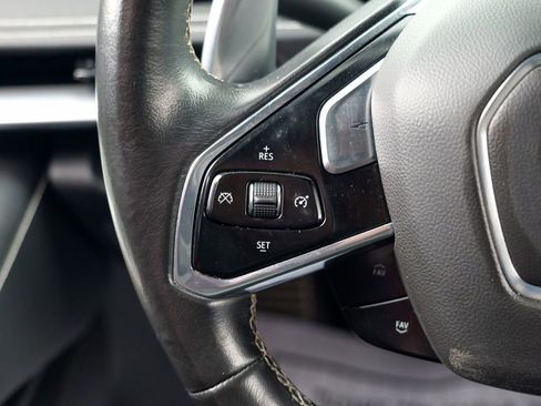 Used 2022 Chevrolet Corvette Stingray Convertible w/ 1LT image 44