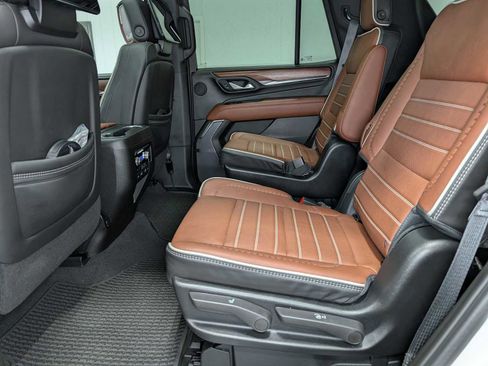 Used 2024 GMC Yukon Denali Ultimate image 27