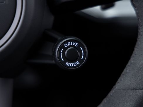 New 2026 Porsche Cayenne image 15