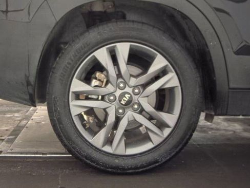 Used 2021 Kia Seltos LX image 14