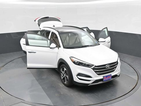 Used 2018 Hyundai Tucson Limited w/ Ultimate Package 02 FWD image 36