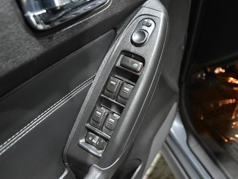 Used 2009 HUMMER H3 Luxury AWD/4WD image 12