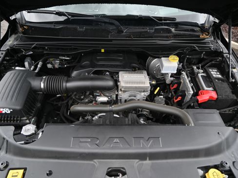 Used 2022 RAM 1500 Limited image 23