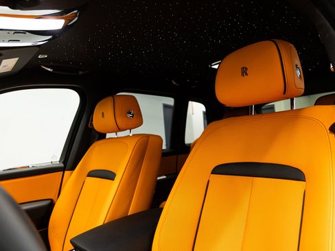 New 2026 Rolls-Royce Cullinan AWD/4WD image 32