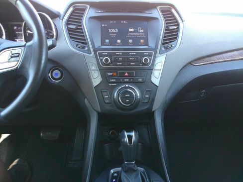 Used 2018 Hyundai Santa Fe Sport FWD image 16