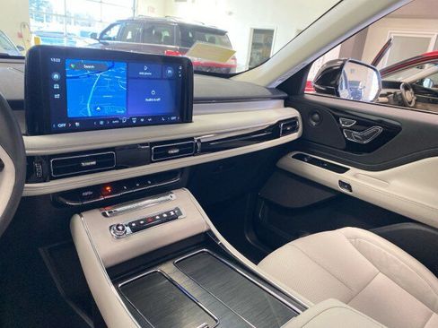 New 2026 Lincoln Aviator Reserve image 14