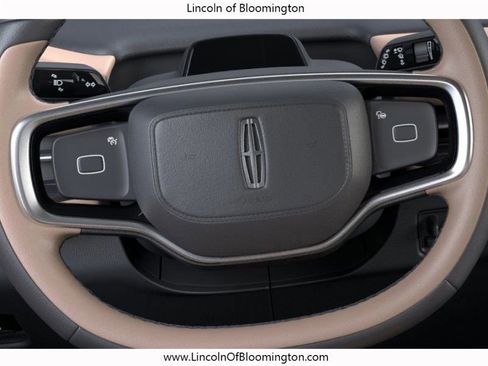 New 2025 Lincoln Navigator L Black Label image 13