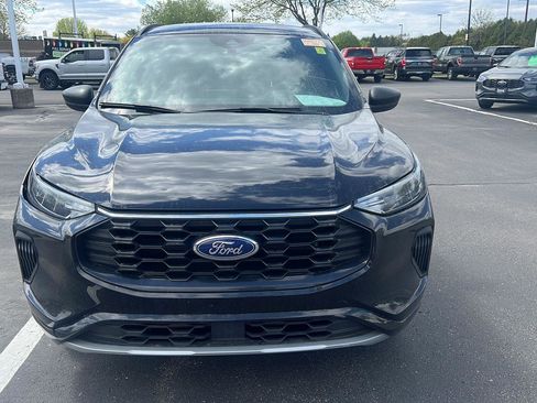 Used 2024 Ford Escape ST-Line w/ Tech Pack #1 AWD/4WD image 15