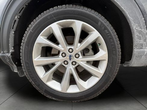 Used 2022 Ford Explorer Platinum w/ Equipment Group 601A image 7