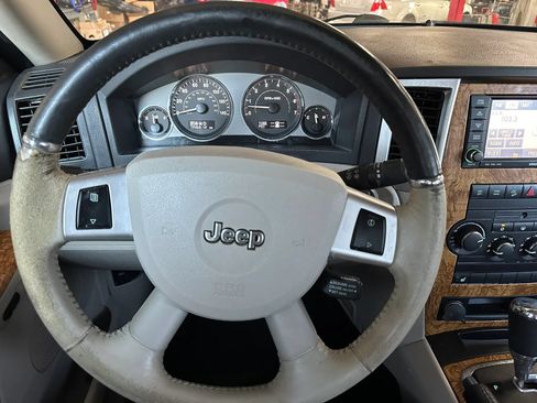Used 2008 Jeep Grand Cherokee Limited AWD/4WD image 15