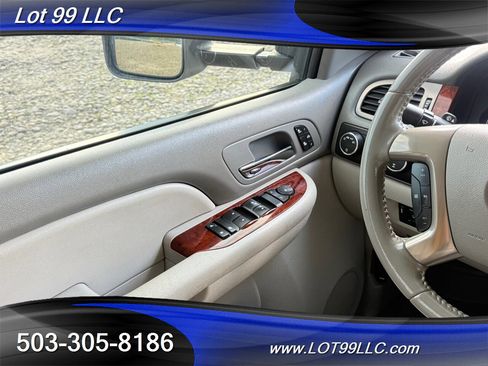 Used 2009 GMC Sierra 2500 SLT w/ Entertainment Package AWD/4WD image 35