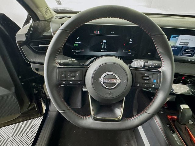 New 2026 Nissan Kicks SR w/ Cold Weather Package AWD/4WD image 10