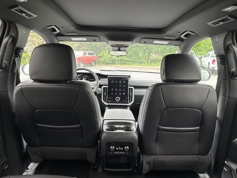 New 2026 GMC Acadia Elevation w/ Black Edition AWD/4WD image 14