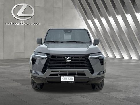 Certified 2026 Lexus GX 550 w/ Cold Area Package AWD/4WD image 27