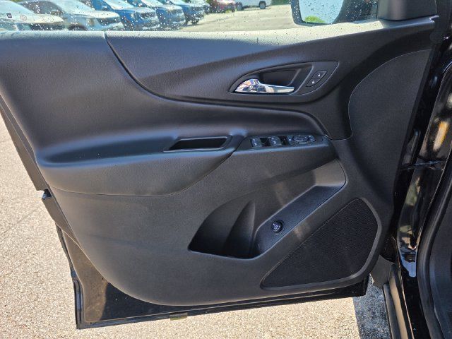 Used 2022 Chevrolet Equinox LT AWD/4WD image 24