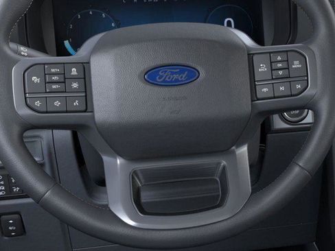 Used 2025 Ford F150 Lariat w/ Equipment Group 502A High AWD/4WD image 12