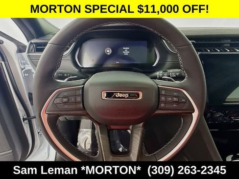 New 2025 Jeep Grand Cherokee Limited image 11