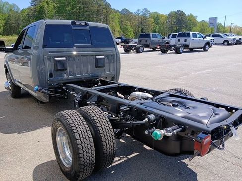 New 2026 RAM 3500 Big Horn w/ Laramie Trim Package image 5