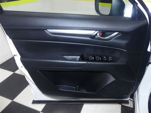 Used 2025 MAZDA CX-5 AWD 2.5 S w/ Preferred Package image 24