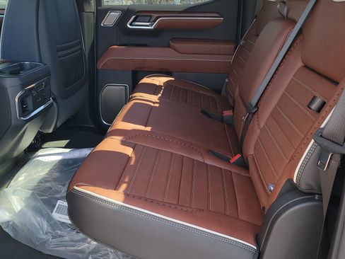 New 2026 GMC Sierra 1500 Denali Ultimate AWD/4WD image 7