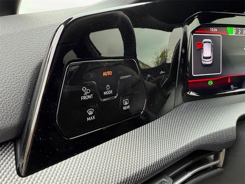 New 2026 Volkswagen Golf image 14