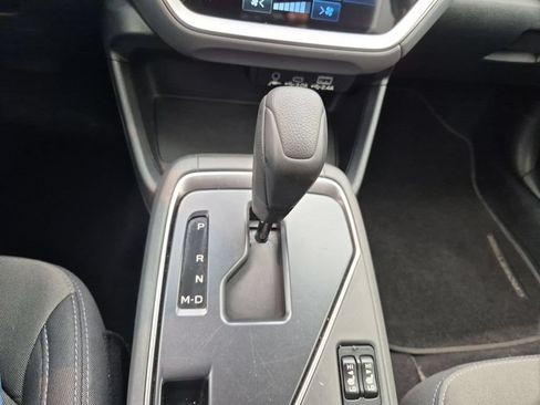 Used 2025 Subaru Crosstrek 2.5i Premium AWD/4WD image 19