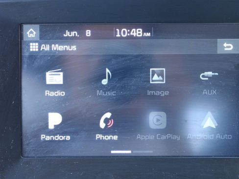 Used 2018 Kia Soul + FWD image 19