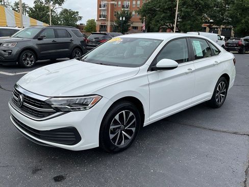 Used 2022 Volkswagen Jetta S FWD image 3