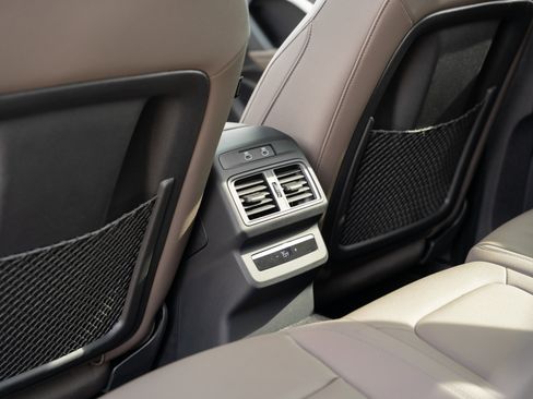 Certified 2025 Audi Q5 Premium w/ Convenience Package image 26