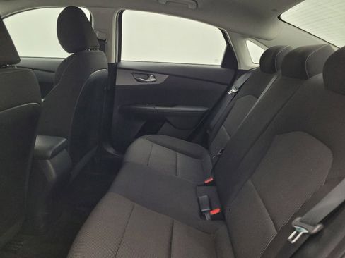 Used 2019 Kia Forte LXS FWD image 18