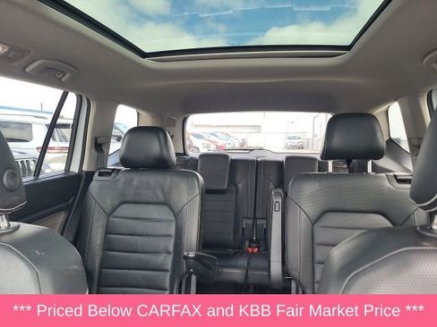 Used 2023 Volkswagen Atlas SEL Premium image 9