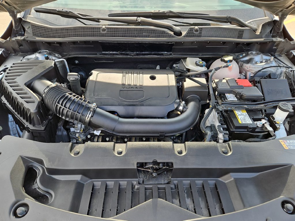 Used 2025 Chevrolet Blazer LT FWD image 35