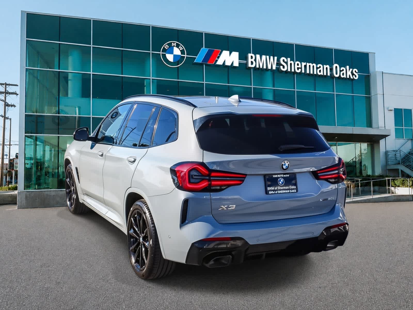 Used 2024 BMW X3 sDrive30i w/ Premium Package RWD image 6
